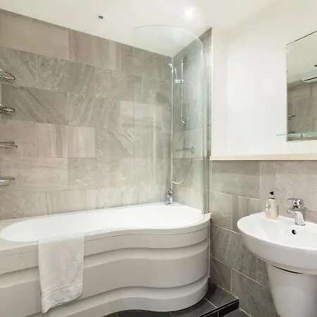 Serviced Apartment- Wexler Lofts *